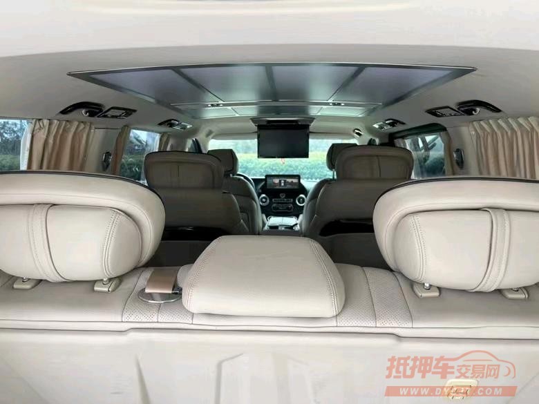 盐城20年奔驰斯宾特5