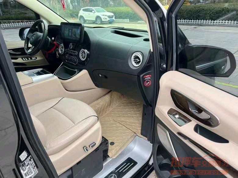 盐城20年奔驰斯宾特6