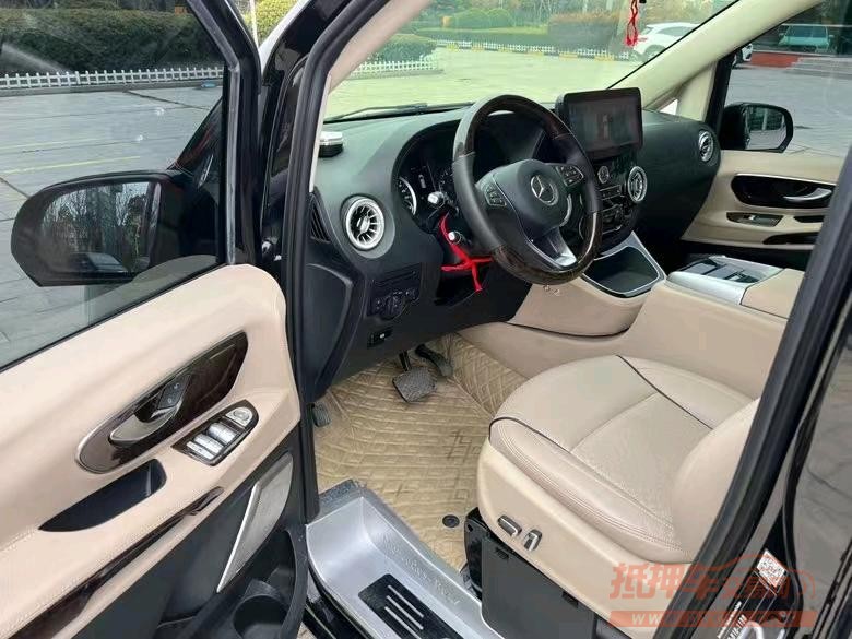 盐城20年奔驰斯宾特8