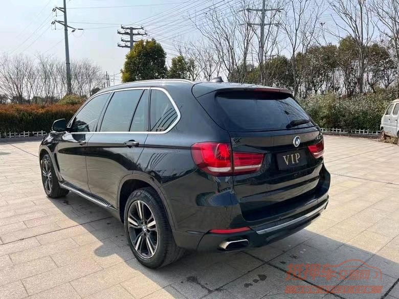 盐城17年宝马X59