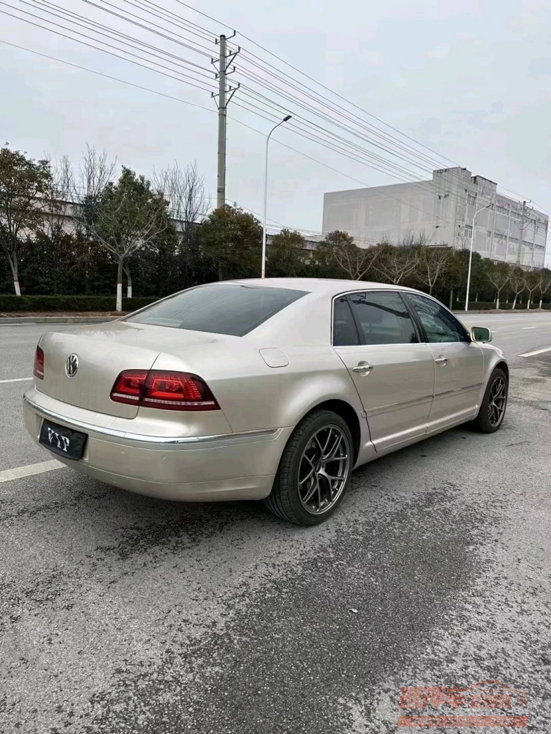 常州14年大众辉腾7