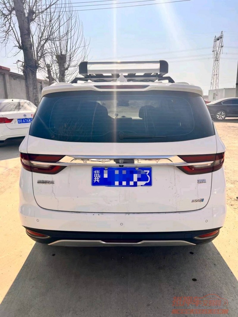 保定19年吉利嘉际8