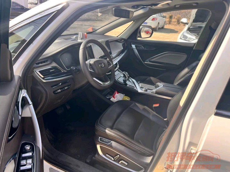 保定19年吉利嘉际9