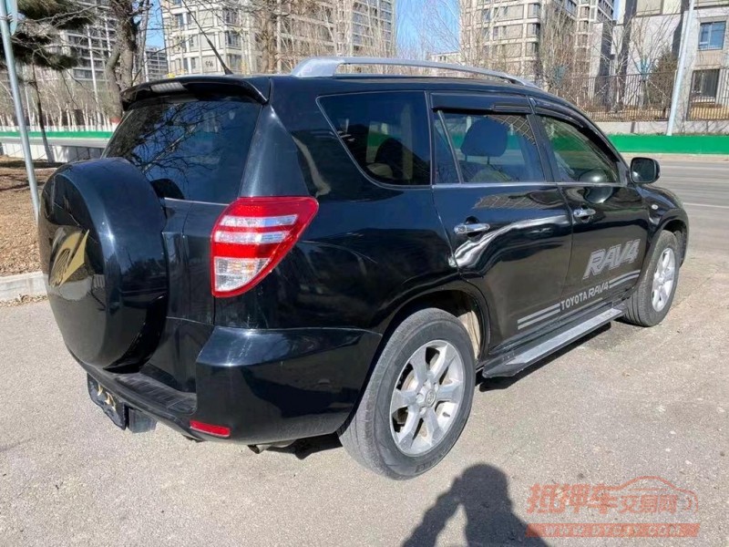 沈阳13年丰田RAV45