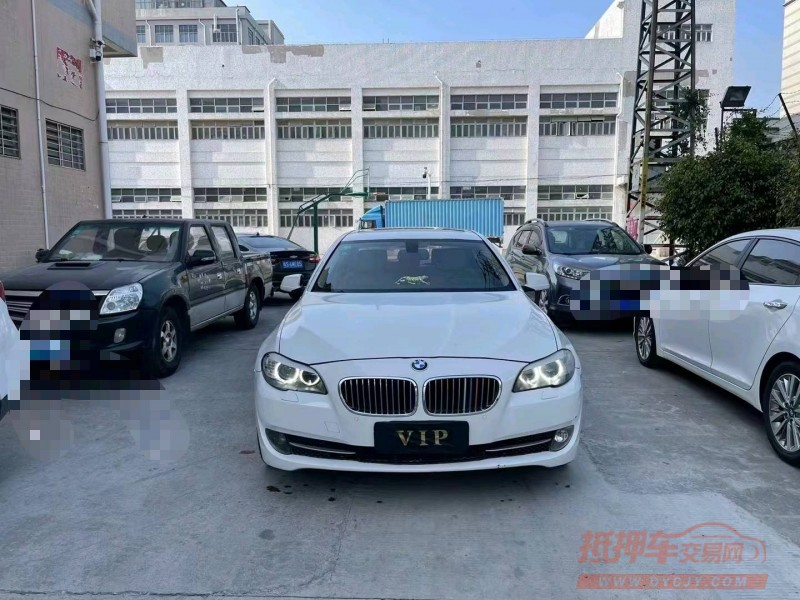 中山13年宝马5系9