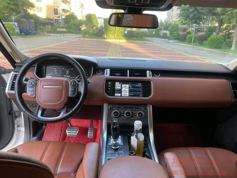 中山15年路虎揽胜运动7