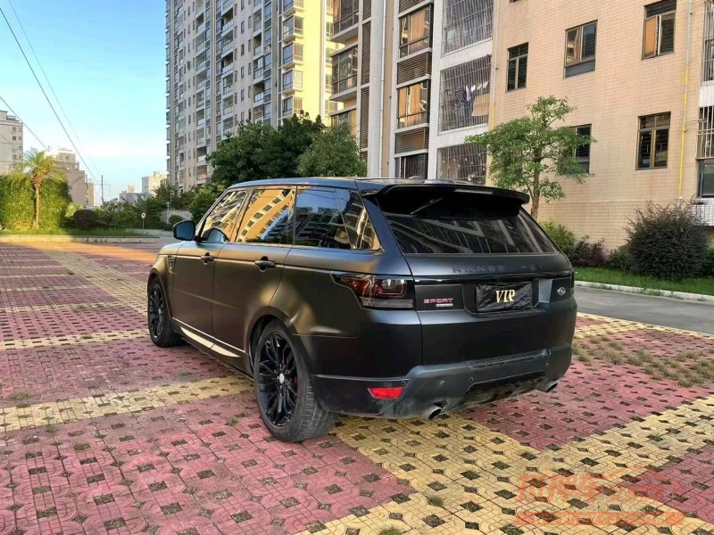 中山15年路虎揽胜运动8