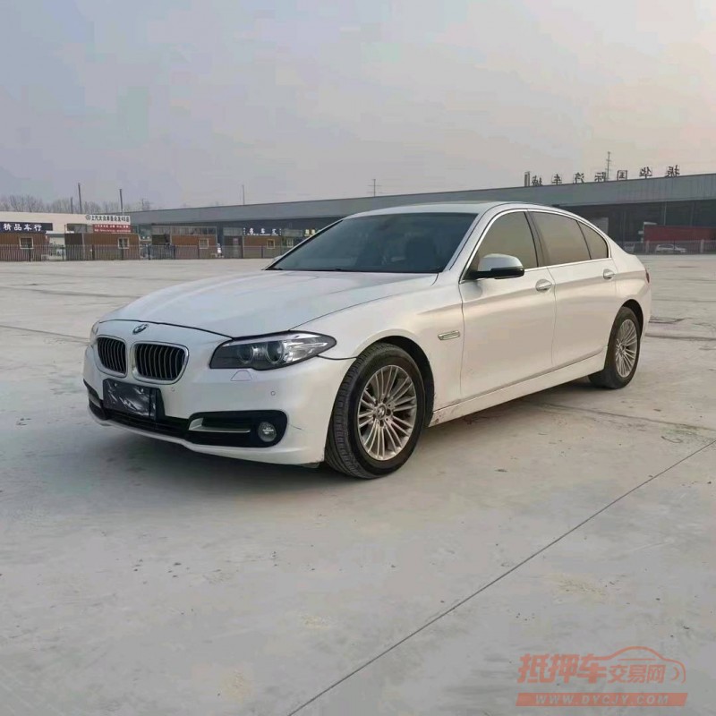 北京17年宝马5系8