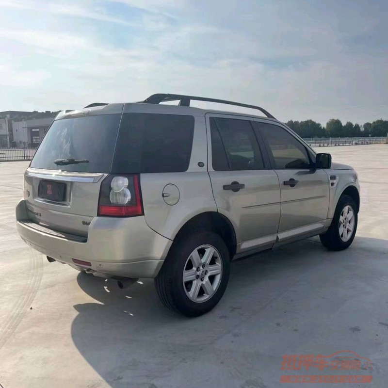 北京12年路虎神行者2