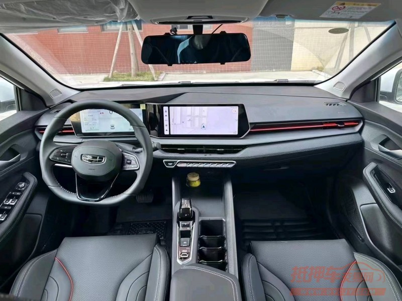 济南22年吉利缤瑞4