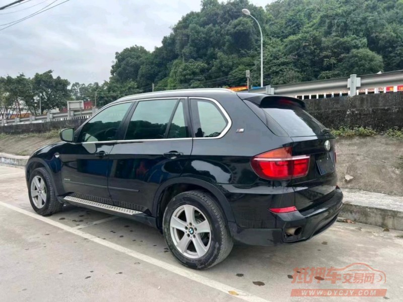 珠海13年宝马X52