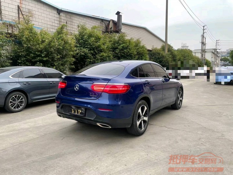 中山19年奔驰GLC2