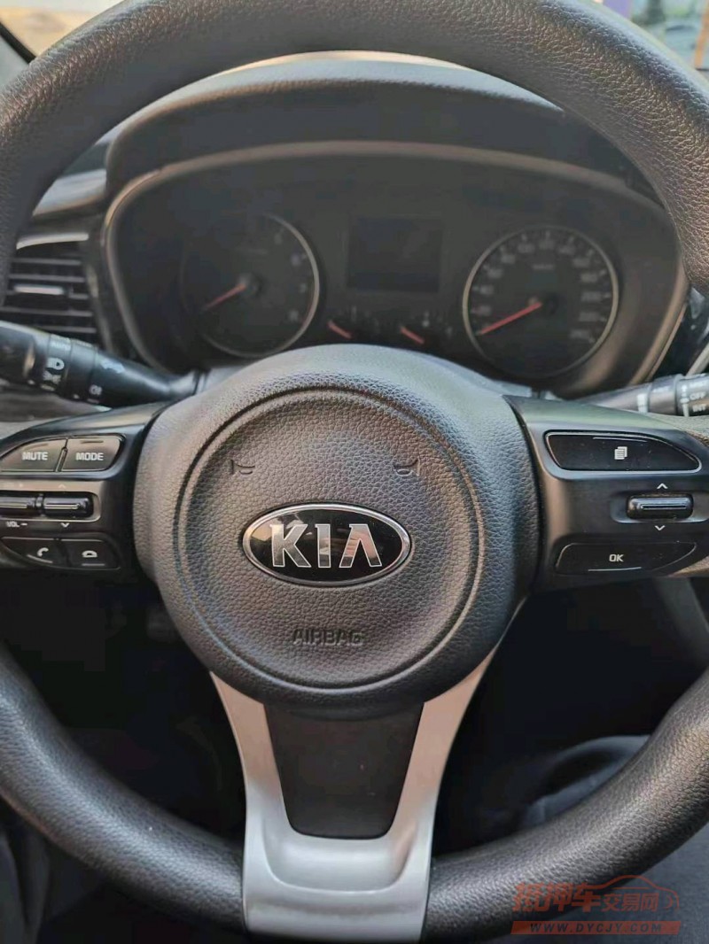 宜昌18年起亚凯绅7