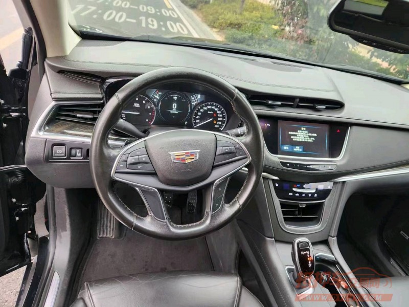 宜昌17年凯迪拉克XT54