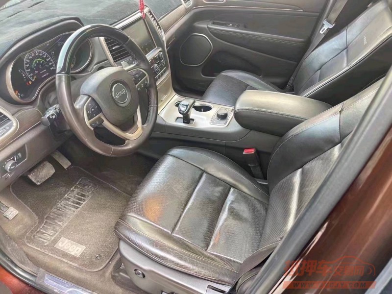 枣庄14年Jeep大切诺基4