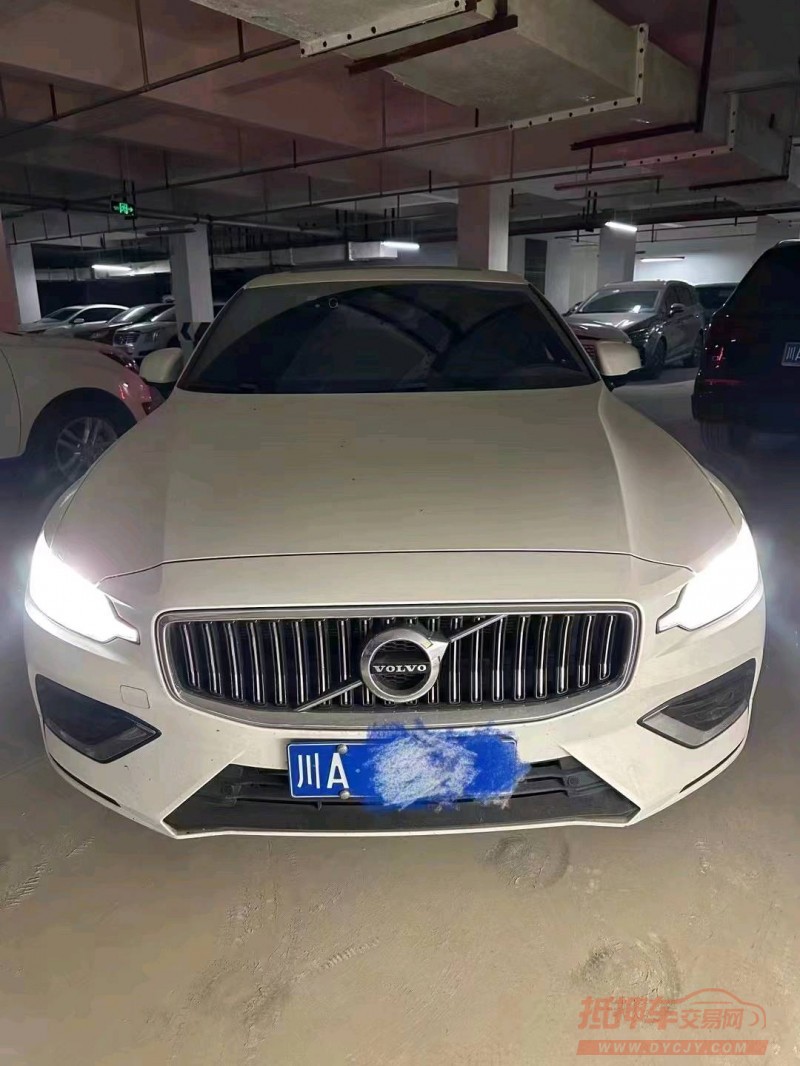 成都20年沃尔沃S60L9