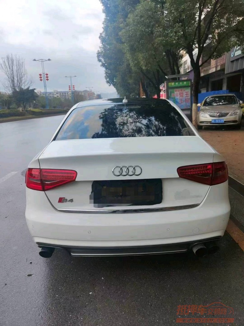 衡阳13年奥迪A4L6