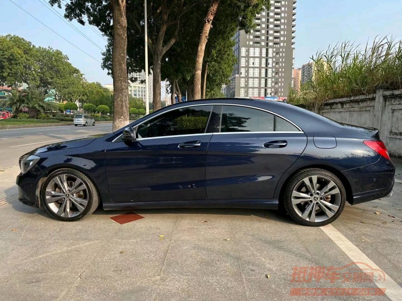 东莞17年奔驰CLA1