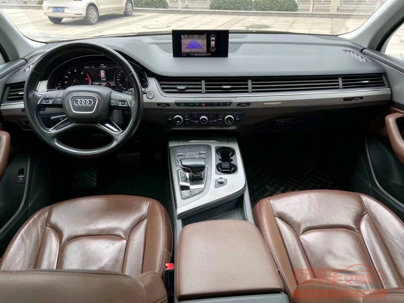 北京17年奥迪Q79