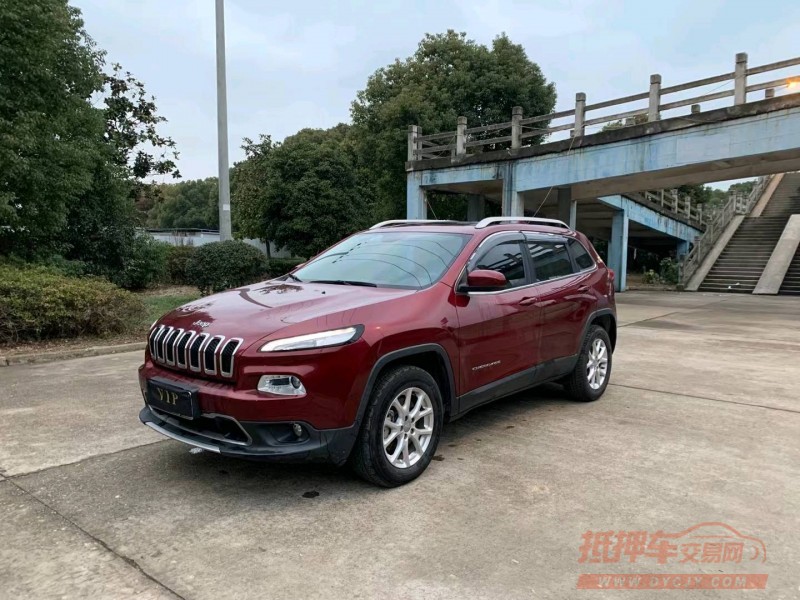 苏州16年Jeep自由光3
