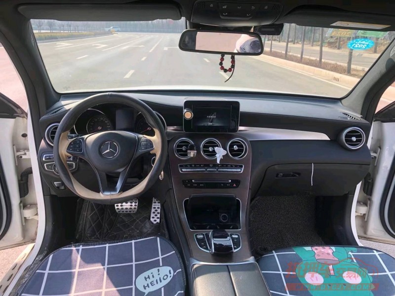 青岛16年奔驰GLC5