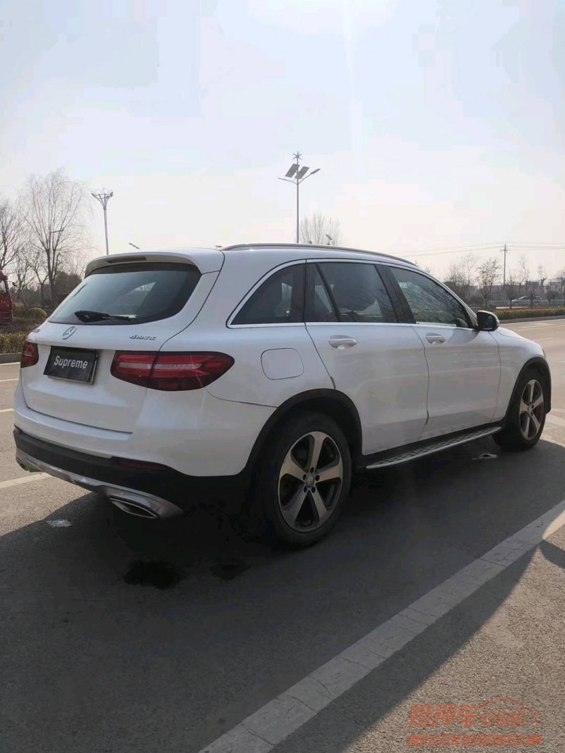 青岛16年奔驰GLC2