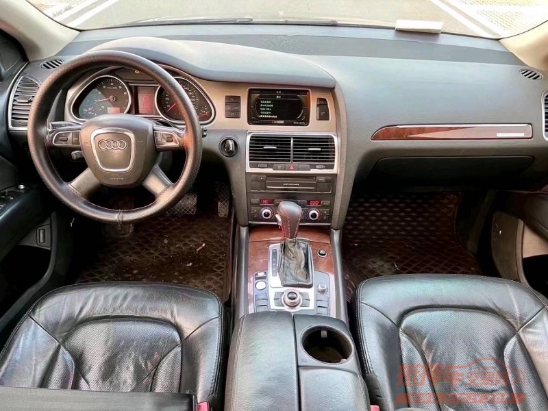 东营10年奥迪Q72