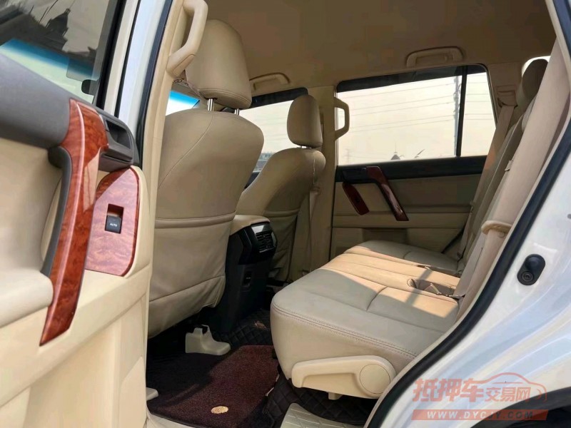 宜昌16年丰田普拉多5