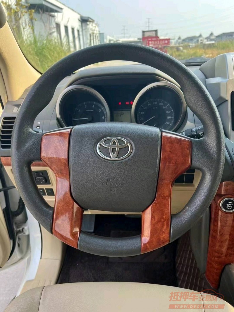 宜昌16年丰田普拉多2