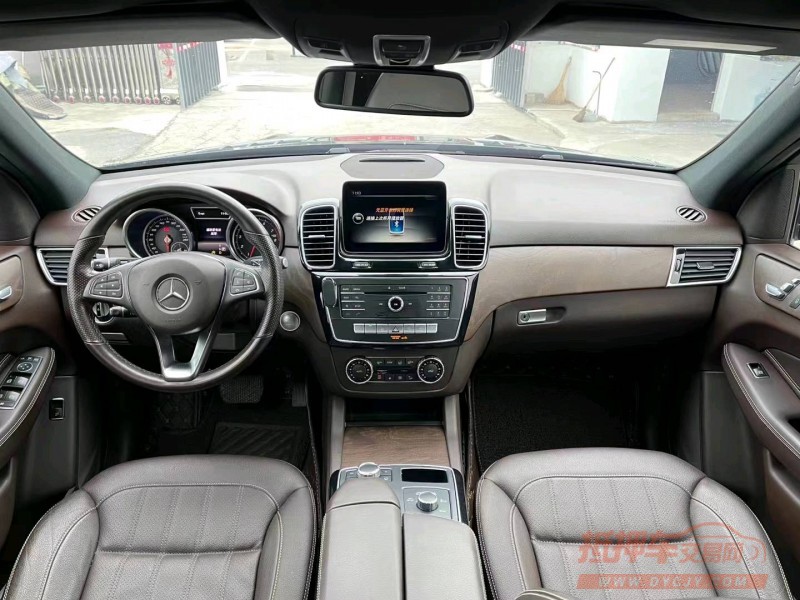 宜昌17年奔驰GLE3