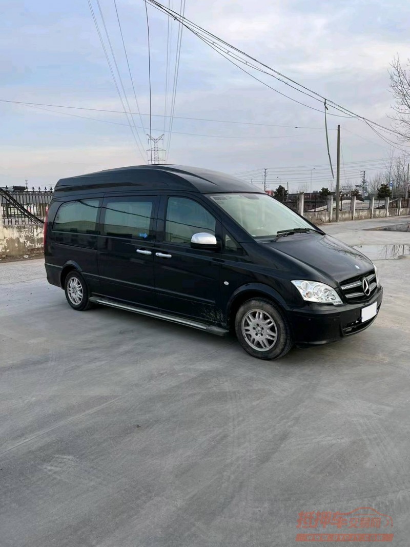 苏州14年奔驰威霆6