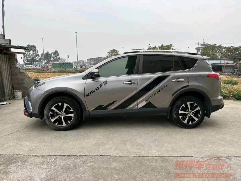 梧州18年丰田RAV4荣放8