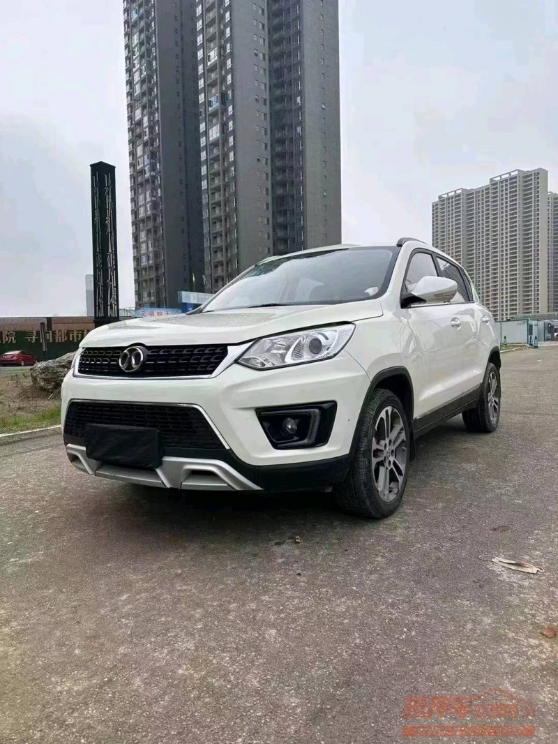 邵阳16年北汽绅宝X352