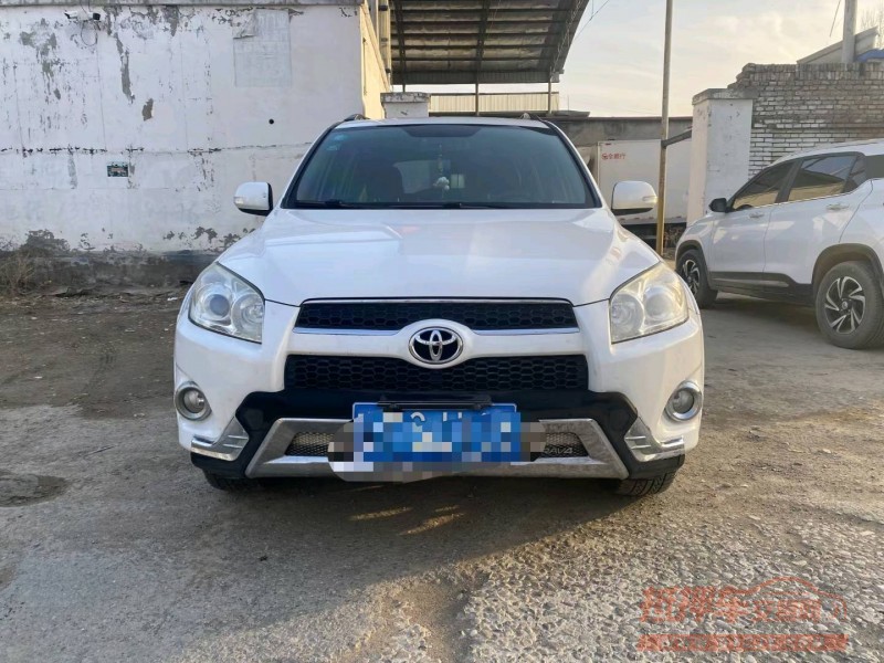 保定12年丰田RAV41