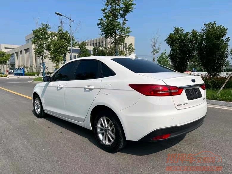 盐城20年福特福睿斯7