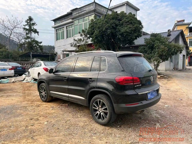 嘉兴16年大众途观3