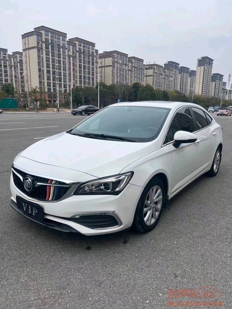 淮南17年别克威朗2