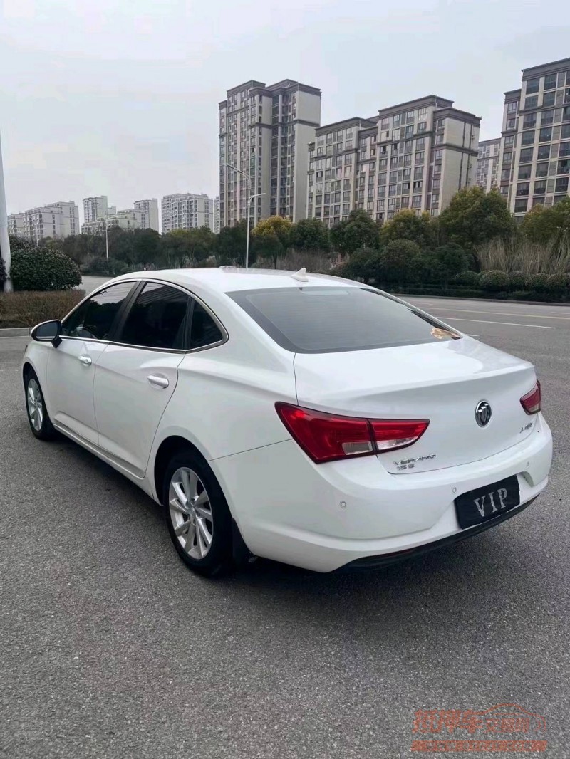 淮南17年别克威朗4