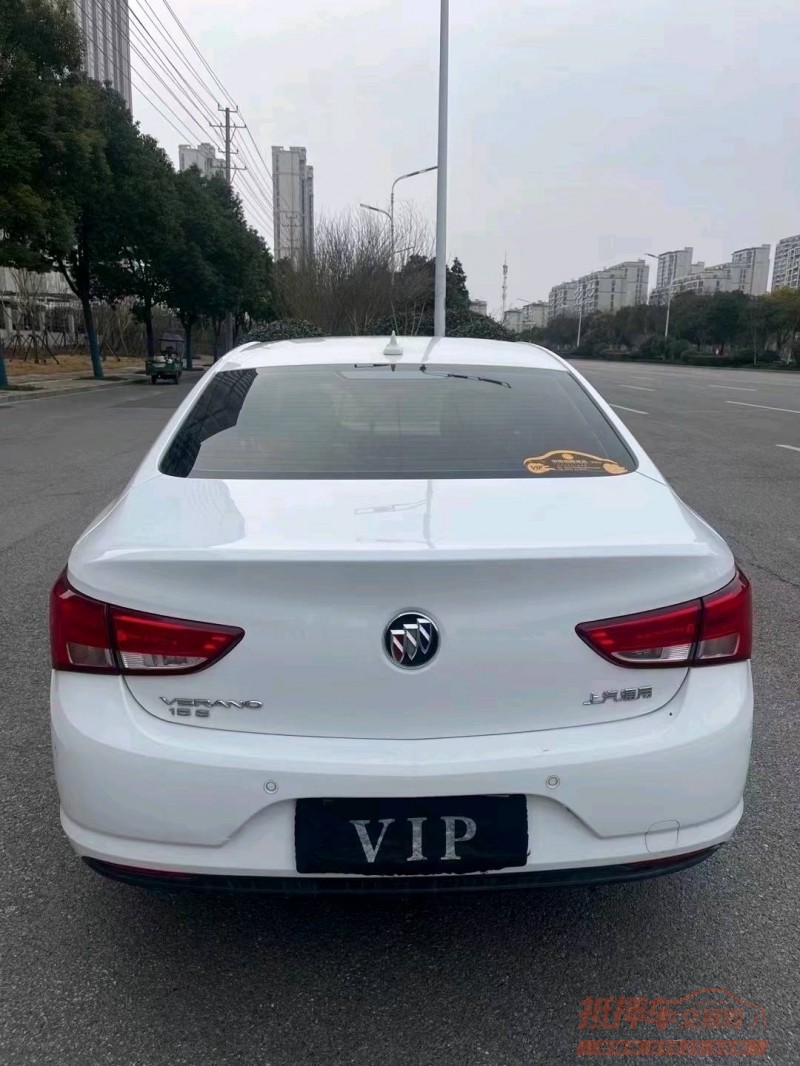 淮南17年别克威朗6