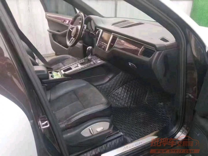 北京15年保时捷Macan5