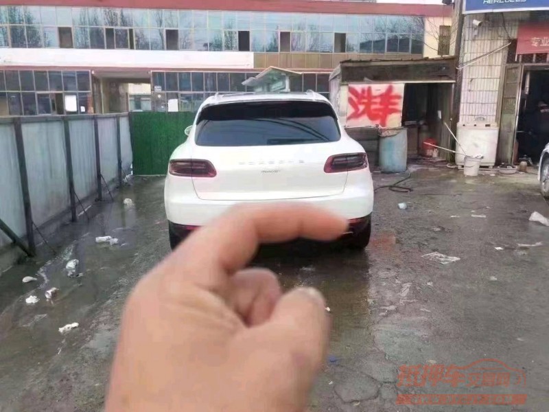 北京15年保时捷Macan1