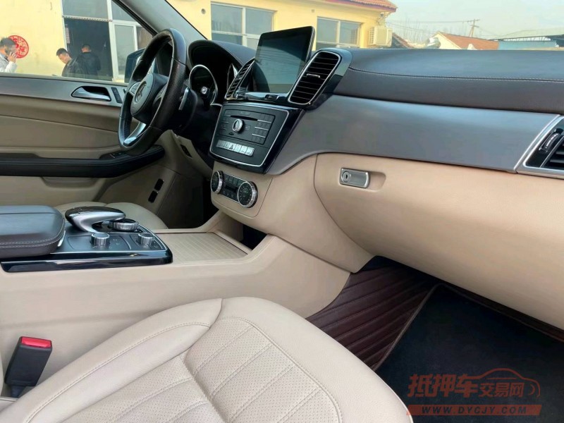 济南16年奔驰GLS4