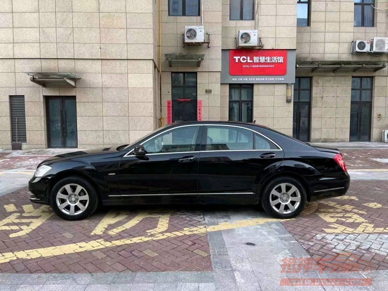嘉兴12年奔驰S8