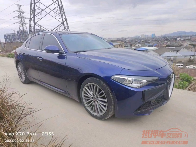 嘉兴19年阿尔法·罗密欧Giulia2