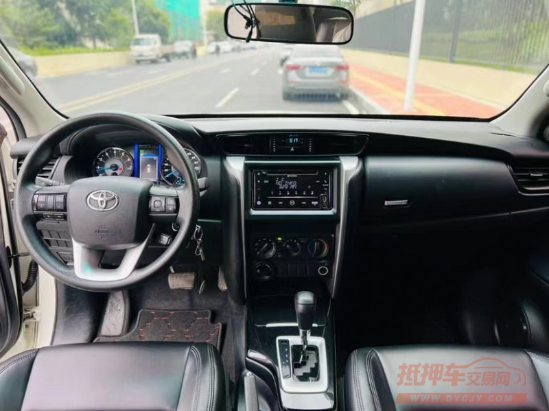东莞20年丰田穿越者5
