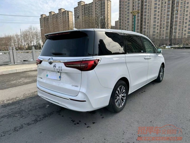 徐州21年别克GL84