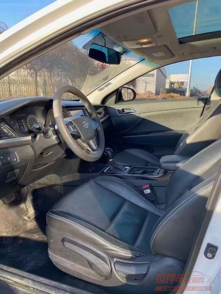 沈阳17年现代名图7