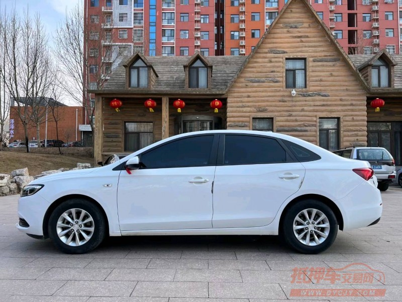 邢台18年别克英朗8