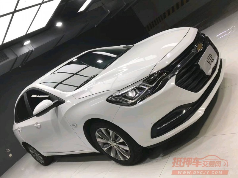 成都20年雪佛兰科鲁泽3
