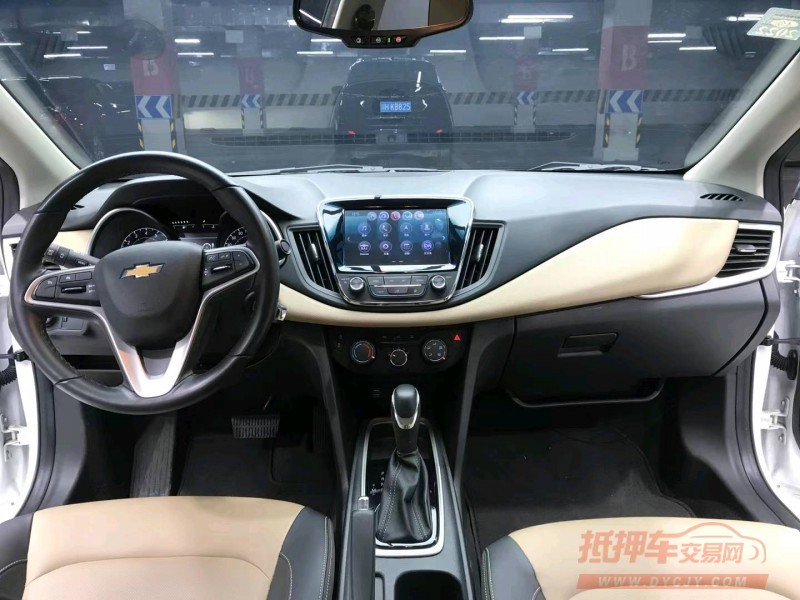 成都20年雪佛兰科鲁泽6